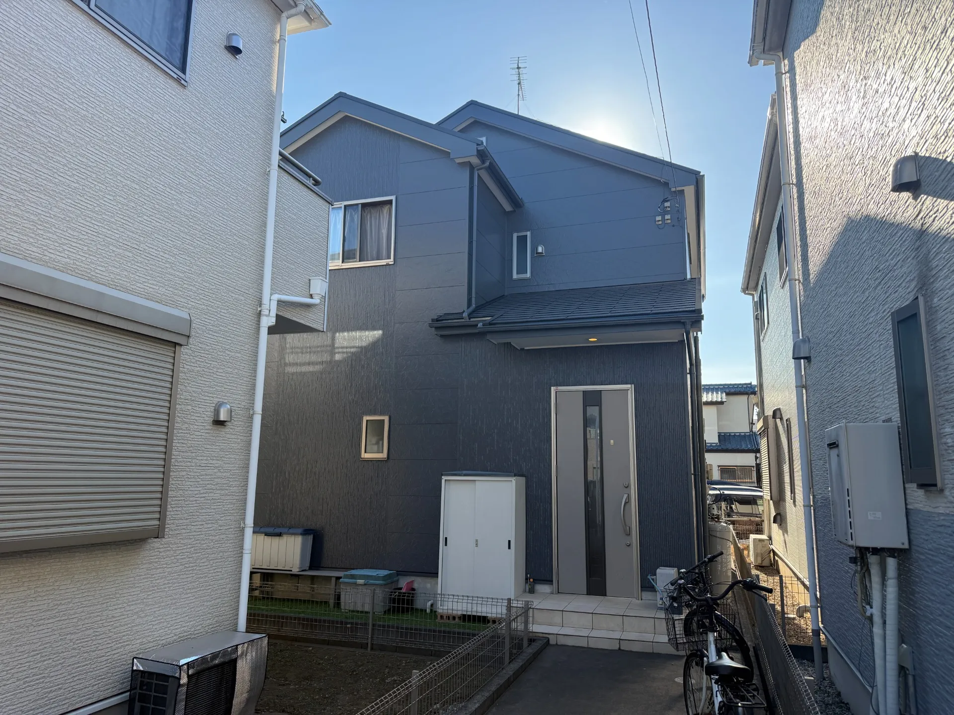 川越市で外壁塗装と屋根塗装の現場完工